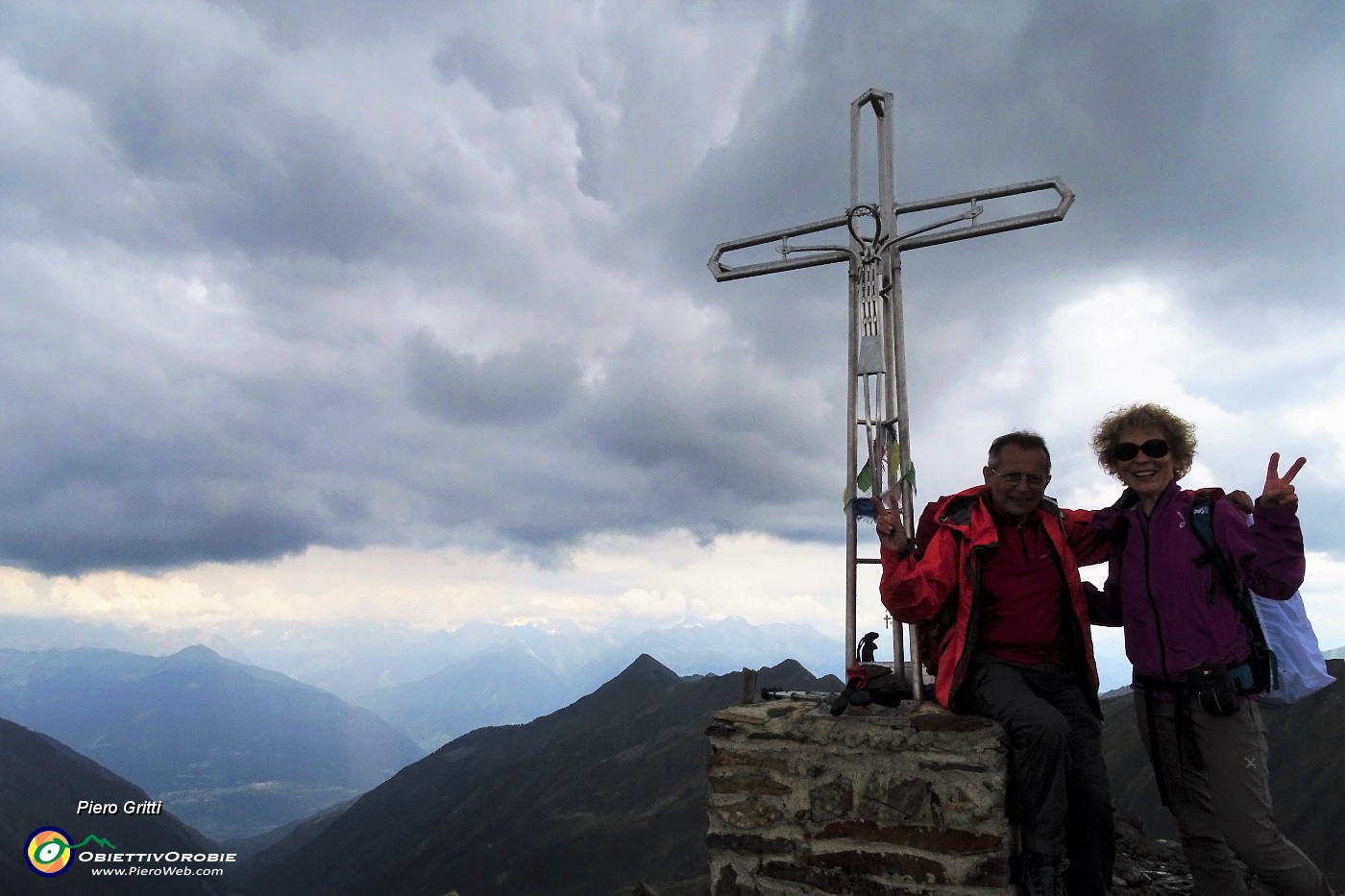 49 In vetta al Pizzo Zerna (2572 m).JPG